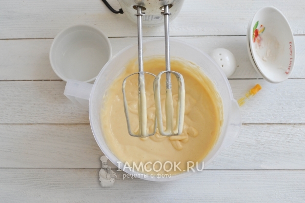 Взбить тесто миксером