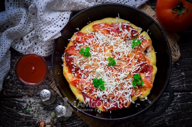 Рецепт пиццы из жидкого теста на сковороде