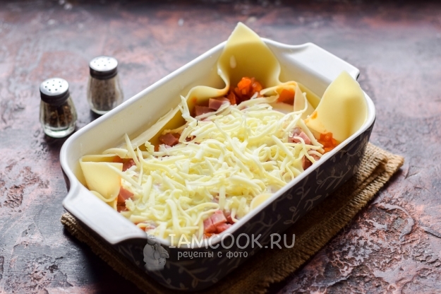 Посыпать сыром