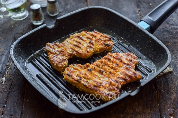 Пожарить мясо на сковороде