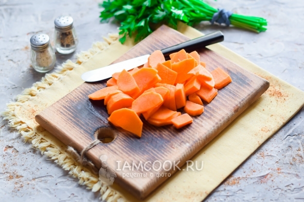 Порезать морковь