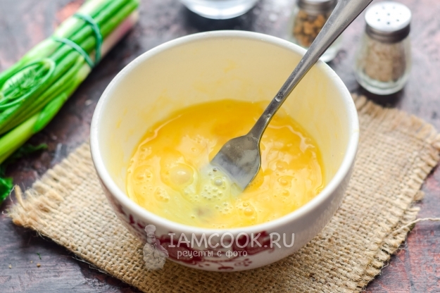 Взбить яйца