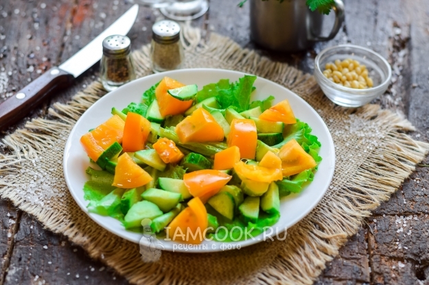 Положить помидоры