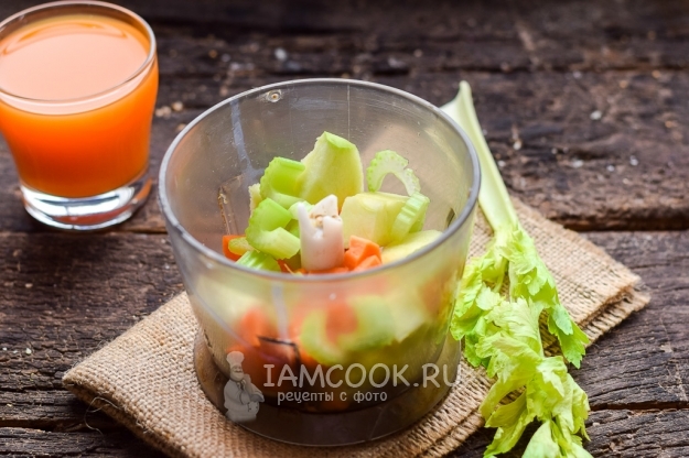 Добавить сельдерей