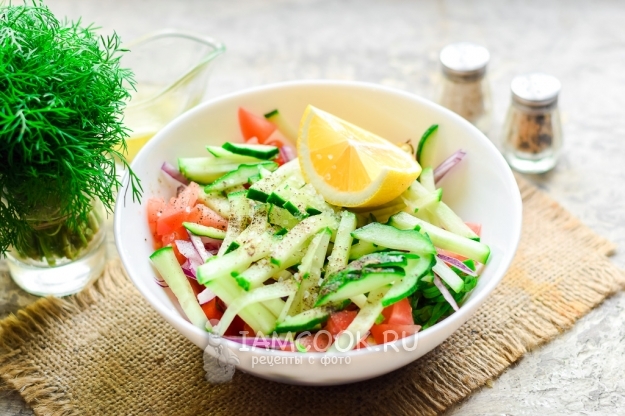 Выжать сок лимона