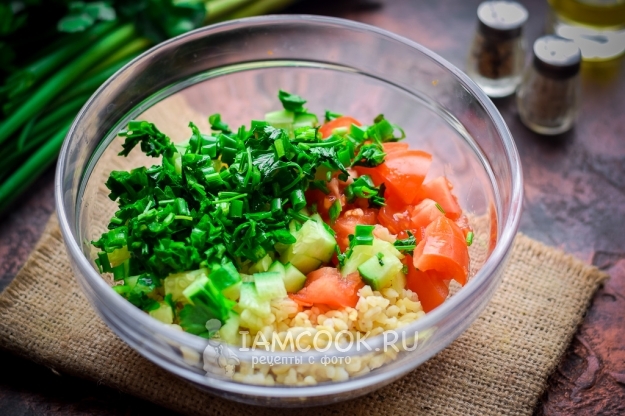 Положить зелень