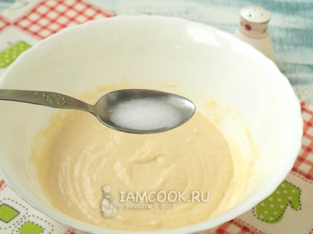 Погасить соду уксусом