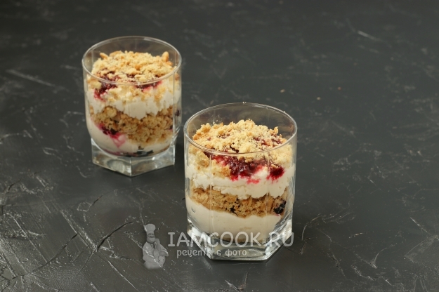 Выложить все слои десерта