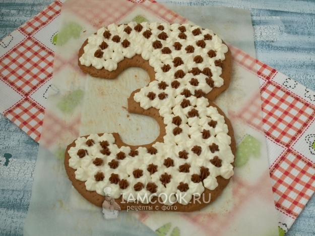 Нанести на цифру три крем