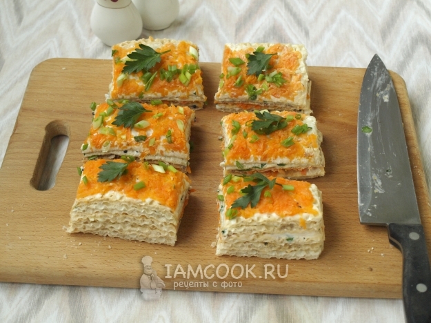 Порезать торт на кусочки