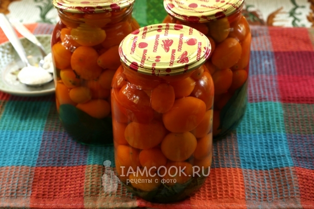 Залить банки кипятком