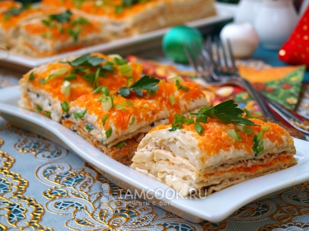 Закусочный торт из вафельных коржей