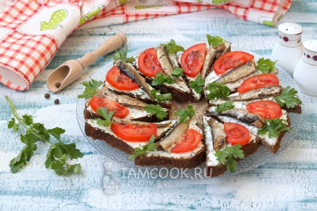Рецепт бутербродов со шпротами и творожным сыром