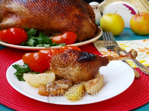 Фото утки, фаршированной картофелем