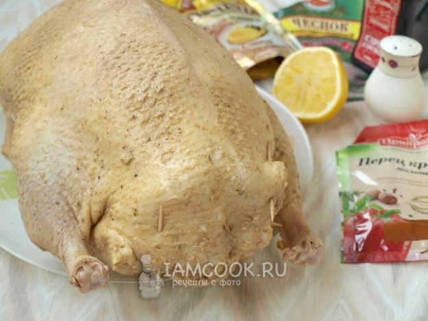 Сколоть отверстие зубочистками