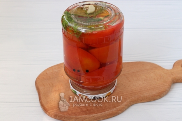 Фото сладких маринованных помидоров половинками