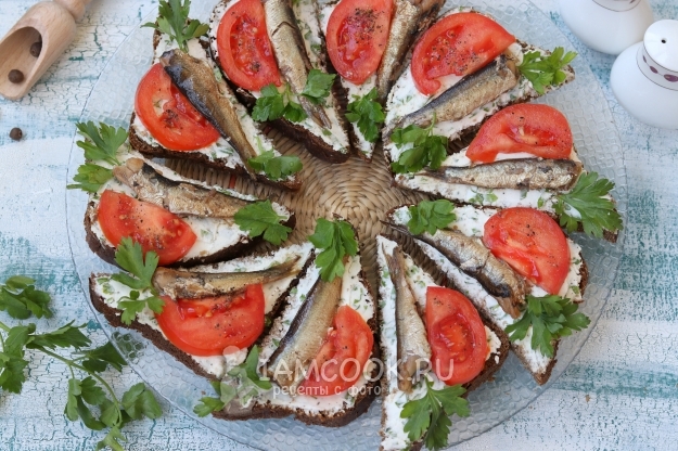 Фото бутербродов со шпротами и творожным сыром