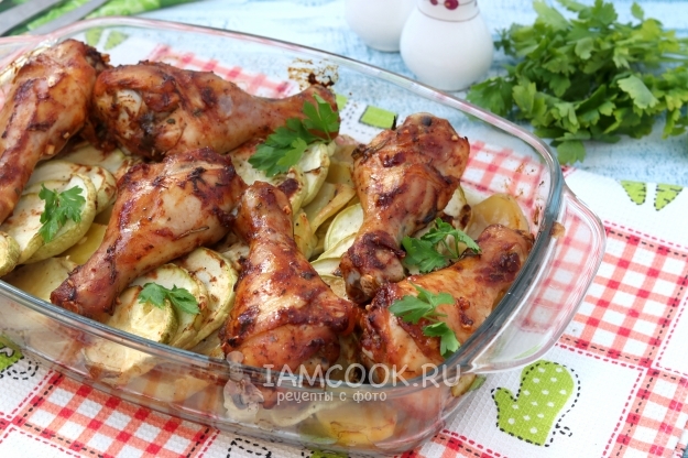 Фото куриных голеней с кабачками и картофелем