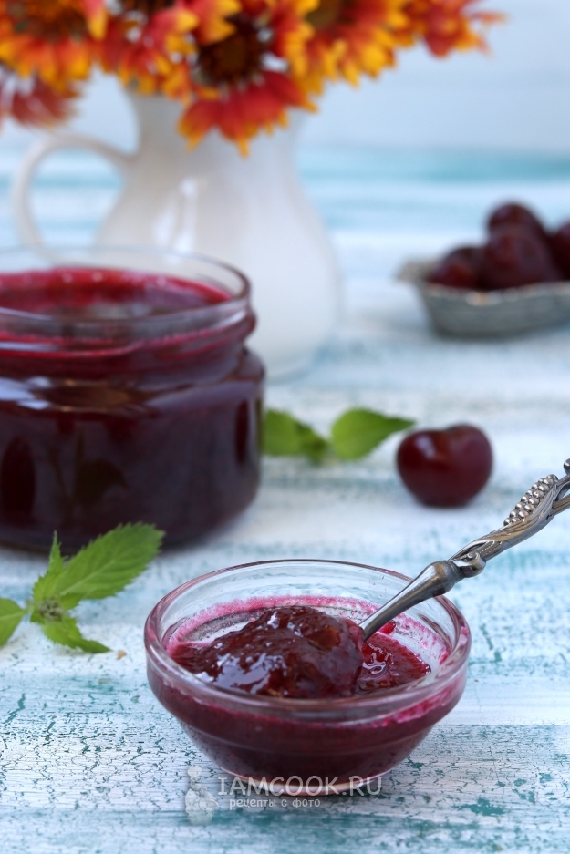 Рецепт вишневого джема без косточек на зиму