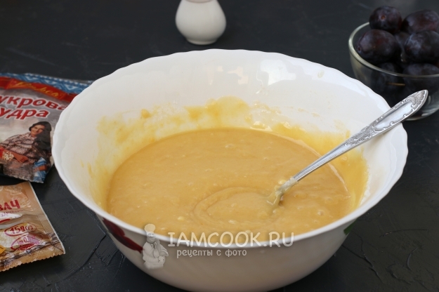 Размешать тесто