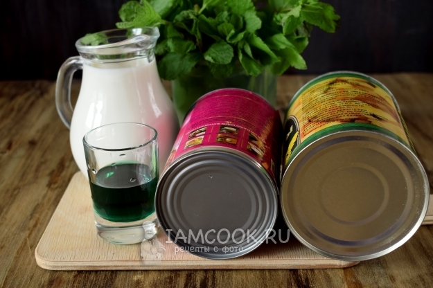 Ингредиенты для кокосово-мятного смузи с ананасом