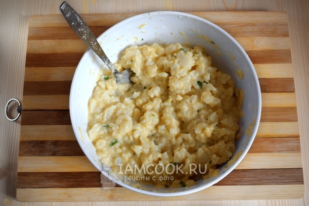 Размешать капустную массу