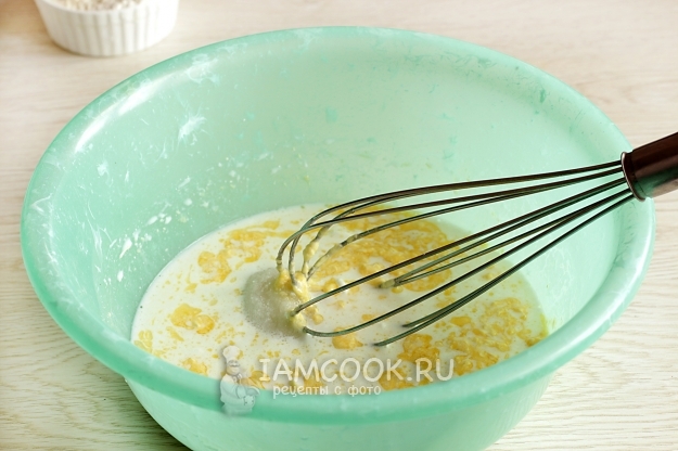 Взбить смесь венчиком