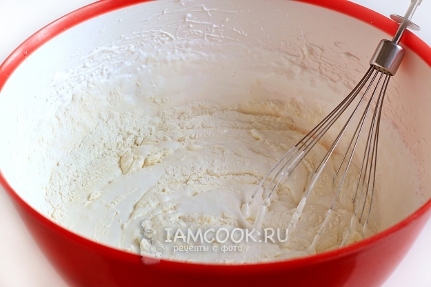 Всыпать муку