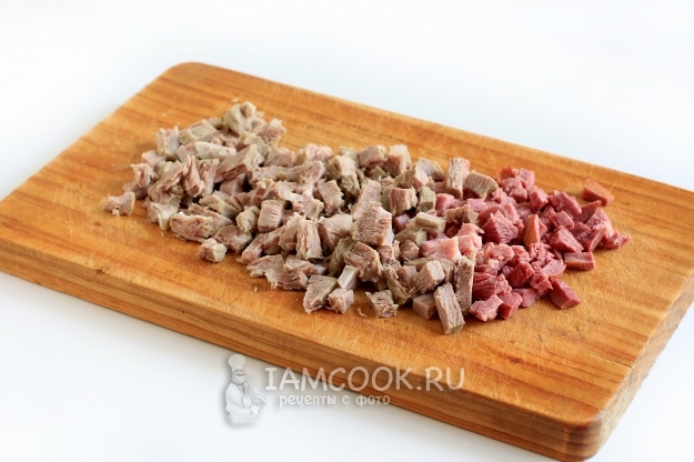 Порезать мясо