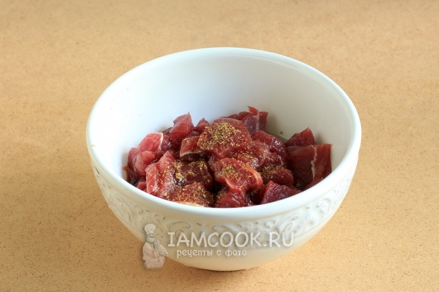 Замариновать мясо