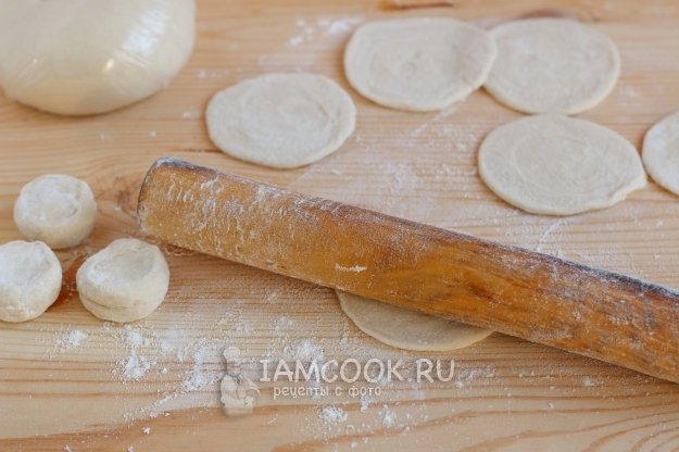 Раскатать тесто