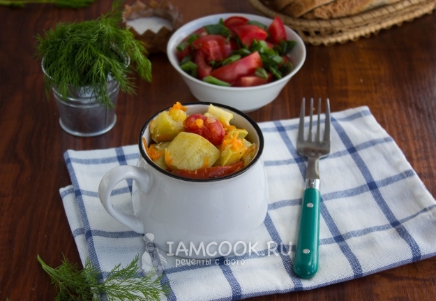 Рецепт тушеных кабачков с помидорами в мультиварке