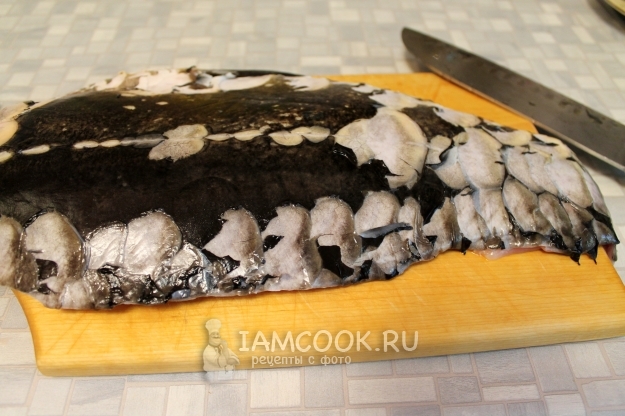 Почистить рыбу