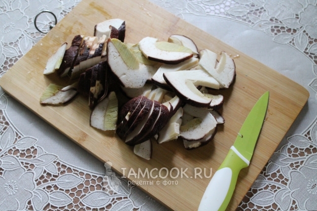 Порезать грибы