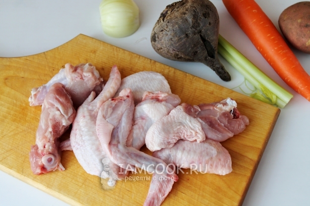 Помыть куриные крылышки