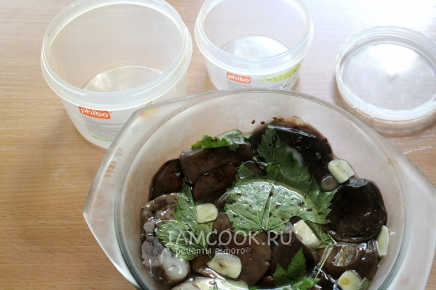 Замариновать грибы