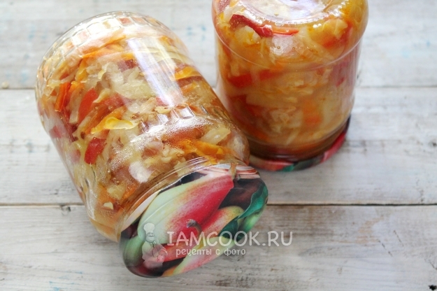 Фото салата «Дунайский» с капустой на зиму