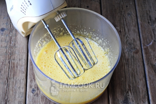 Взбить яйца