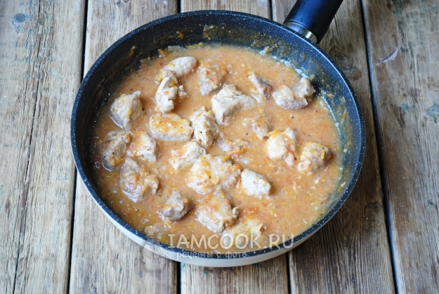 Потушить мясо с овощами