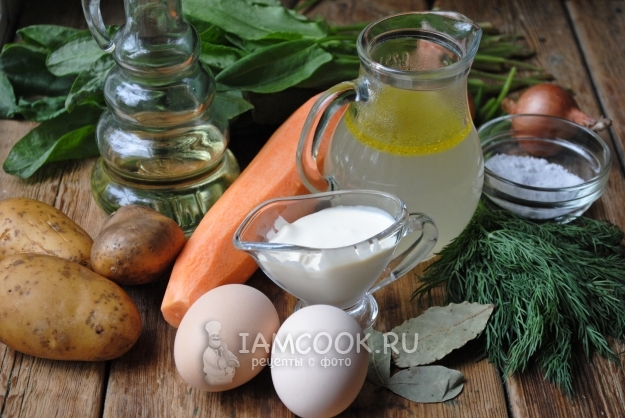 Ингредиенты для щей из щавеля на курином бульоне
