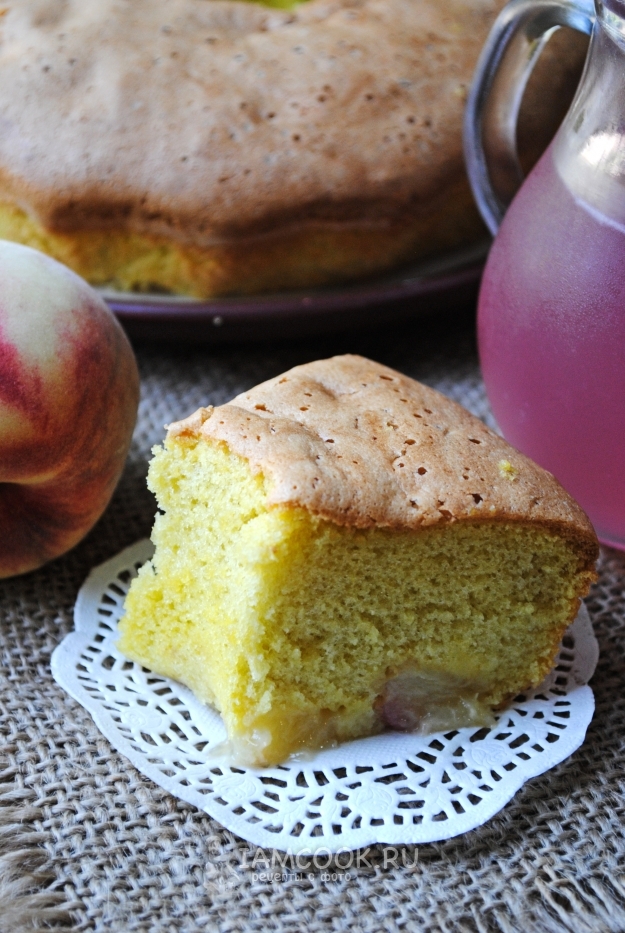 Рецепт шарлотки с персиками в духовке