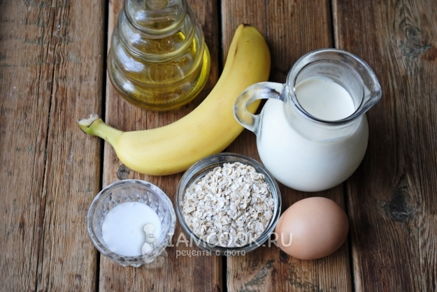 Ингредиенты для овсяноблина с бананом