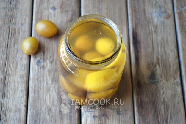 Влить кипящий отвар