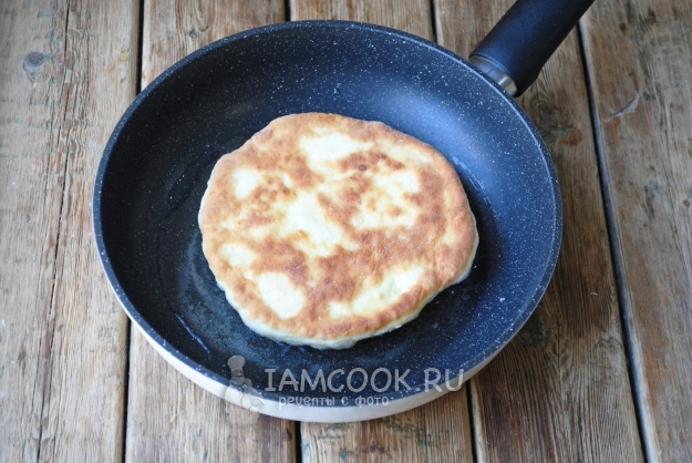Пожарить лепешку