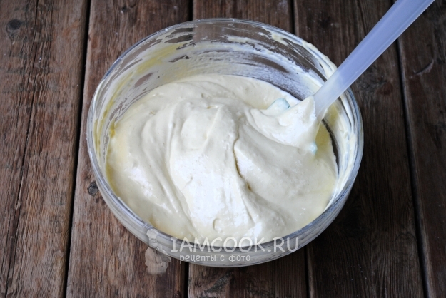 Размешать тесто