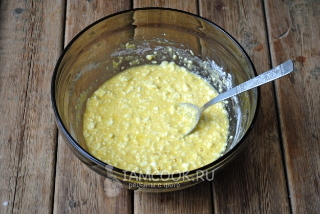 Размешать творожное тесто