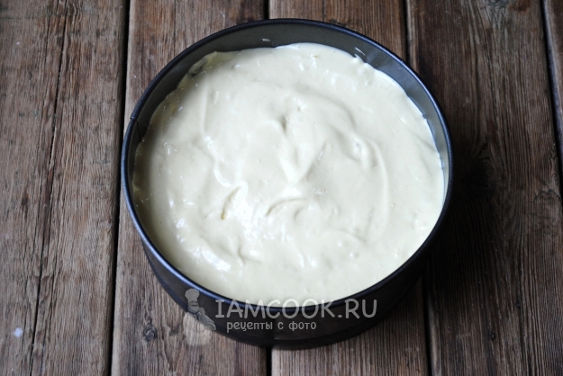 Залить вишню тестом