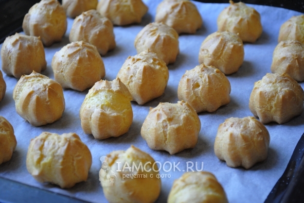 Испечь профитроли