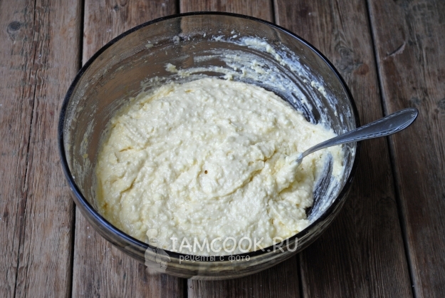 Размешать тесто