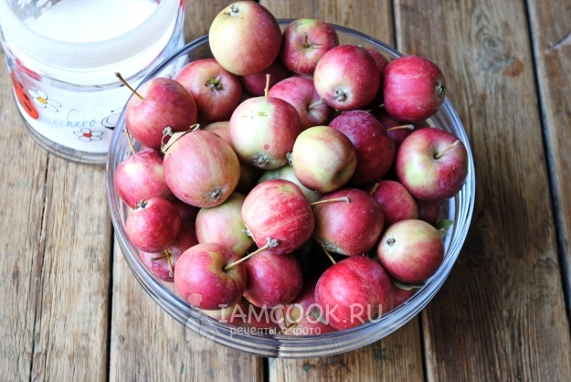 Ингредиенты для прозрачного варенья из ранеток дольками на зиму